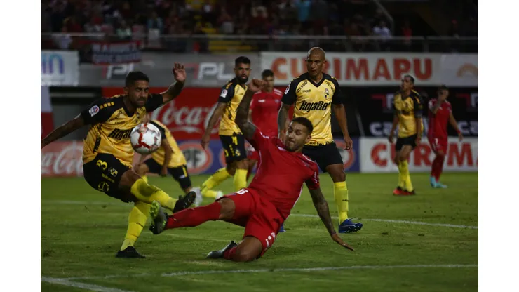 Ñublense y Coquimbo Unido igualaron sin goles. (Foto: Photosport)