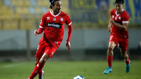 Mathías Vidangossy refuerza a Curicó Unido. (Foto: Photosport)