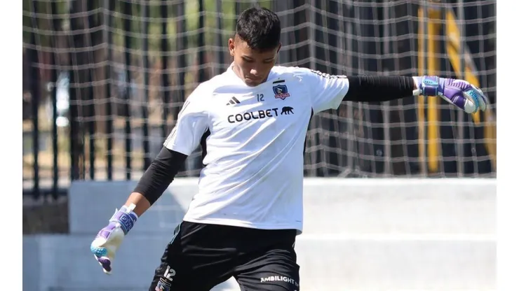 Eduardo Villanueva sufre lesión meniscal (Foto: Colo Colo)