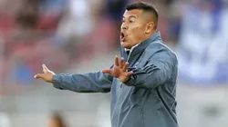 Jorge Almirón debe decidir el reemplazante de Carlos Palacios (Foto: Photosport)