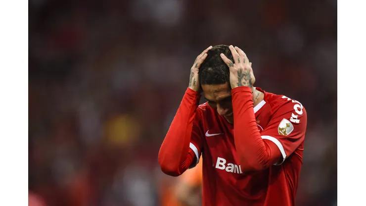 Paolo Guerrero vive un durísimo momento en Perú.