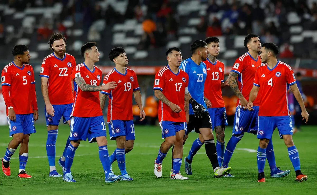 Fuera del top 40: selección chilena sigue en caída libre en el ranking FIFA