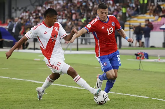 Lucas Cepeda llega a Colo Colo tras su experiencia con la Selección Chilena Sub-23 en el Preolímpico. (Foto: Photosport)
