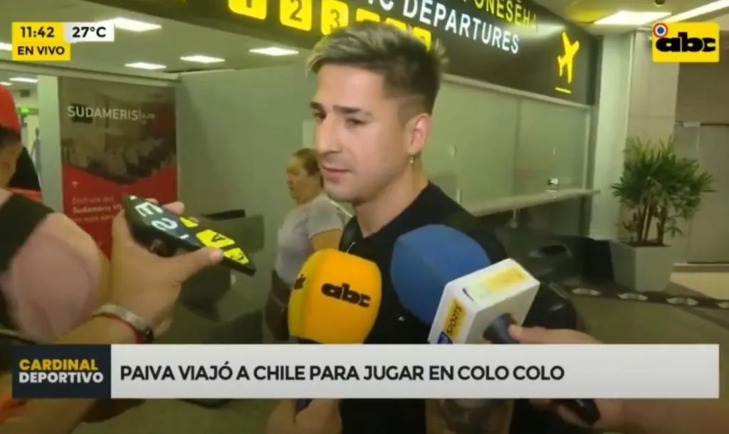 Guillermo Paiva emprendió vuelo desde Asunción a Santiago para reforzar a Colo Colo.