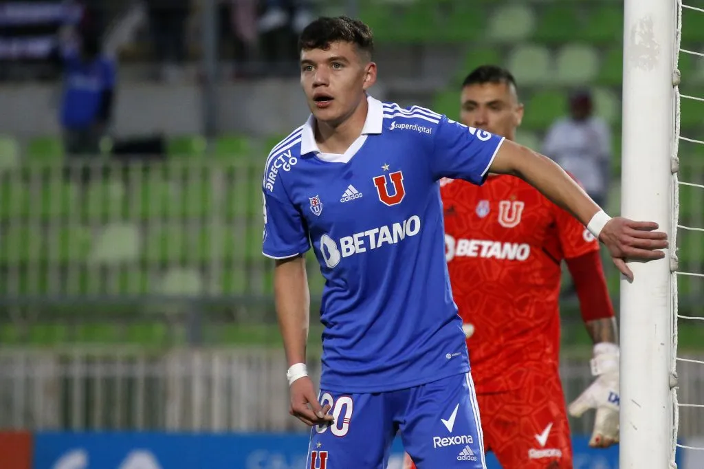 El día que Arce debutó en el primer equipo azul (Photosport)