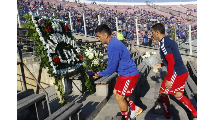 David Pizarro e Isaac Díaz realizaron dos homenajes al memorial de los derechos humanos.