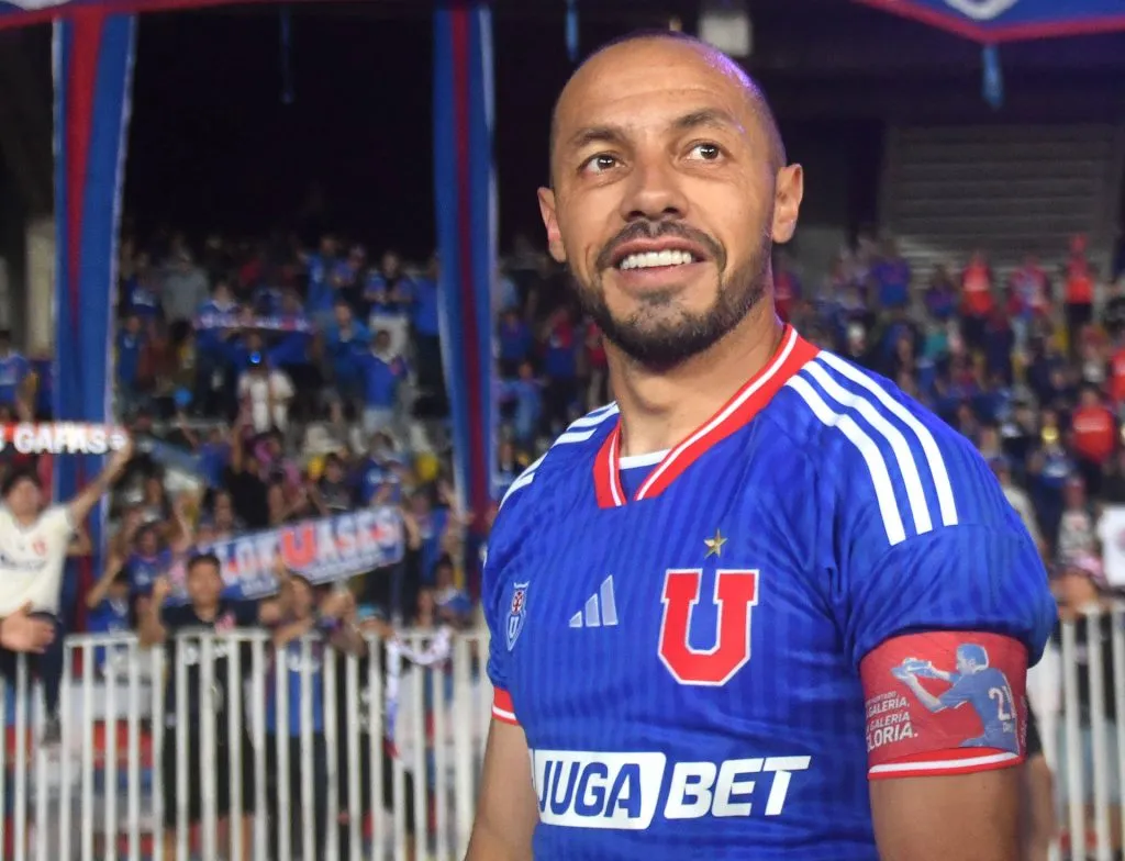 Marcelo Díaz volverá al Estadio Nacional con la U (Photosport)