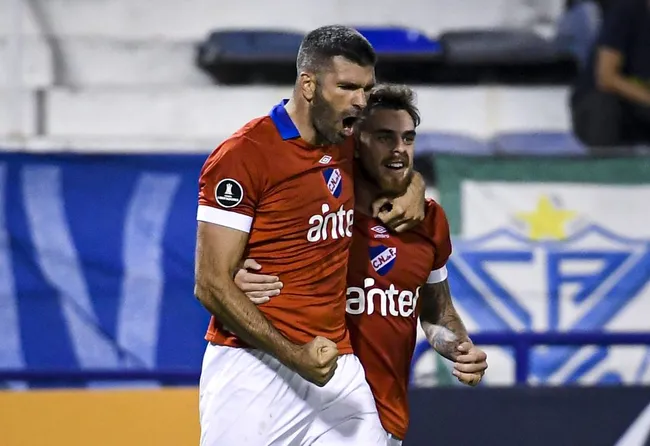 Gigliotti ha tenido pasos por Boca Juniors, Independiente y varios otros clubes | FOTO: Marcelo Endelli/Getty Images)