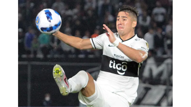 Guillermo Paiva habría destrabado su salida de Olimpia. (Foto: Christian Alvarenga/Getty Images)