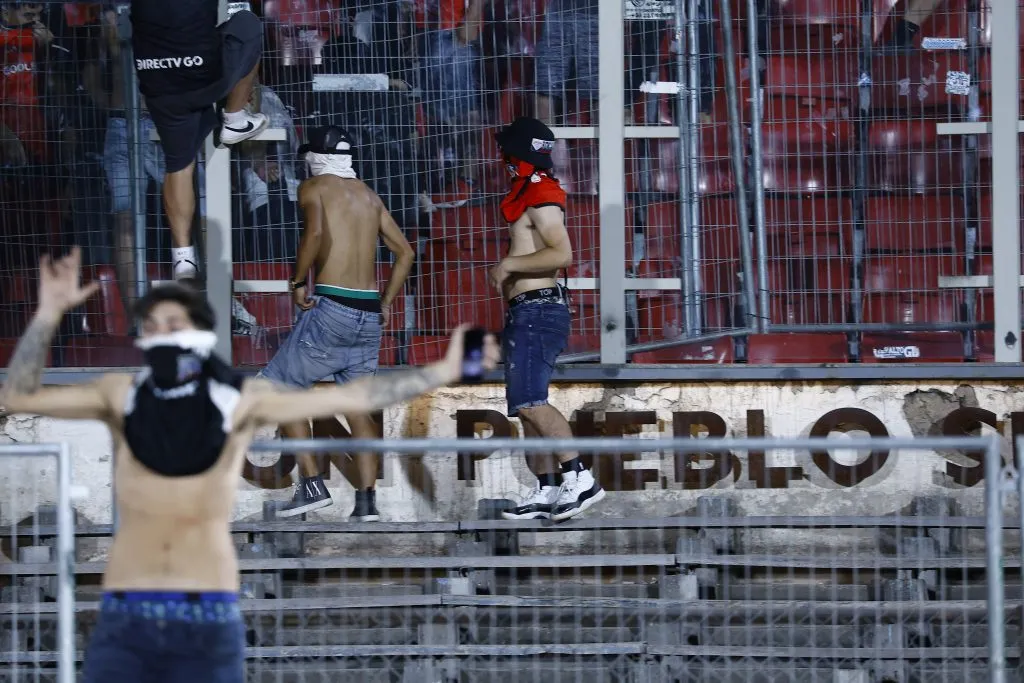 La violencia se tomó la Supercopa (Photosport)