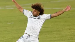 El defensa Maximiliano Falcón recibió un fuerte pelotazo en la Supercopa. (Foto: Photosport)