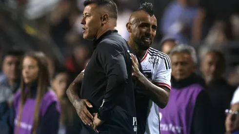Jorge Almirón elogió a Arturo Vidal. (Foto: Photosport)
