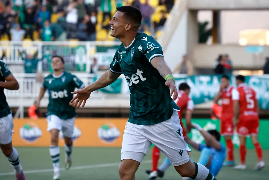 Lucas Cepeda llegada desde Santiago Wanderers a Colo Colo. | Foto: Photosport