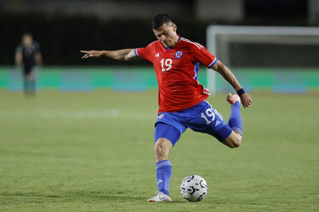 Lucas Cepeda viene de competir en el Preolímpico con La Roja Sub 23. (Foto: Jesús Vargas/Photosport)