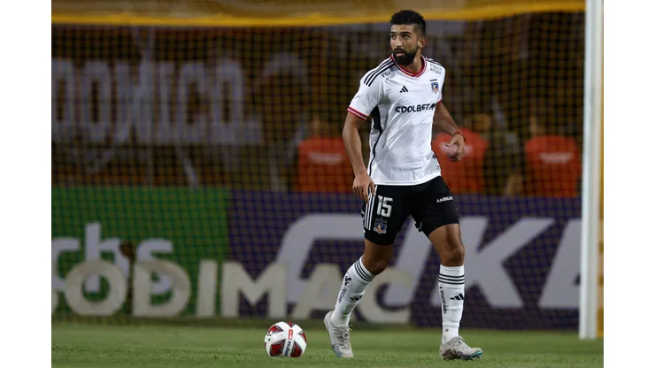 Emiliano Amor lucha por un puesto de titular en Colo Colo. (Foto: Andrés Pina/Photosport)