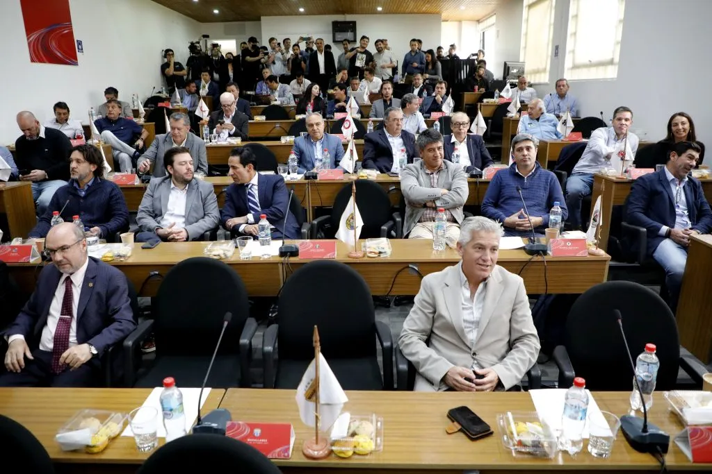 Todos los ojos estarán puestos en la junta entre capitanes de los clubes chilenos | FOTO: Dragomir Yankovic/Photosport