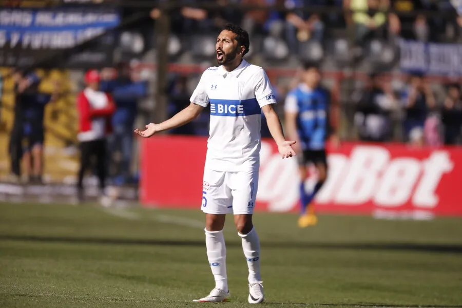 Cuevas actualmente juega en la UC. | Foto: Photosport