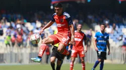 Israel Poblete saca cuentas alegres en la Universidad de Chile