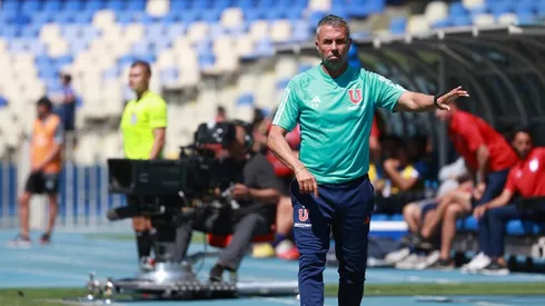 Gustavo Álvarez habla fuerte y claro en la U. de Chile