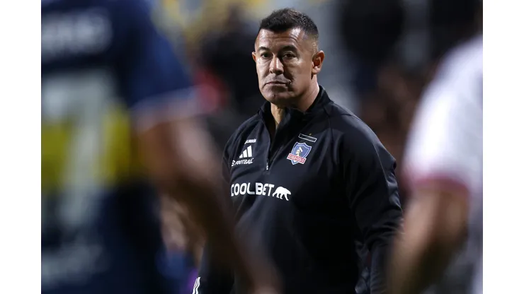 Jorge Almirón probó varios cambios para el último amistoso de Colo Colo. (Foto: Andrés Pina/Photosport)