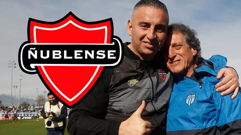 Jaime García le deja buenos deseos a Mario Salas. (Foto: Photosport)