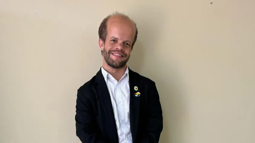 Pablo Selles, ex seleccionado chileno de Talla Baja, es el nuevo Seremi de Educación en Atacama (Archivo)