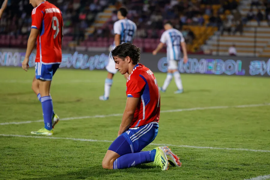 La Roja se quedó sin pan ni pedazo en el preolímpico. | Foto: Photosport