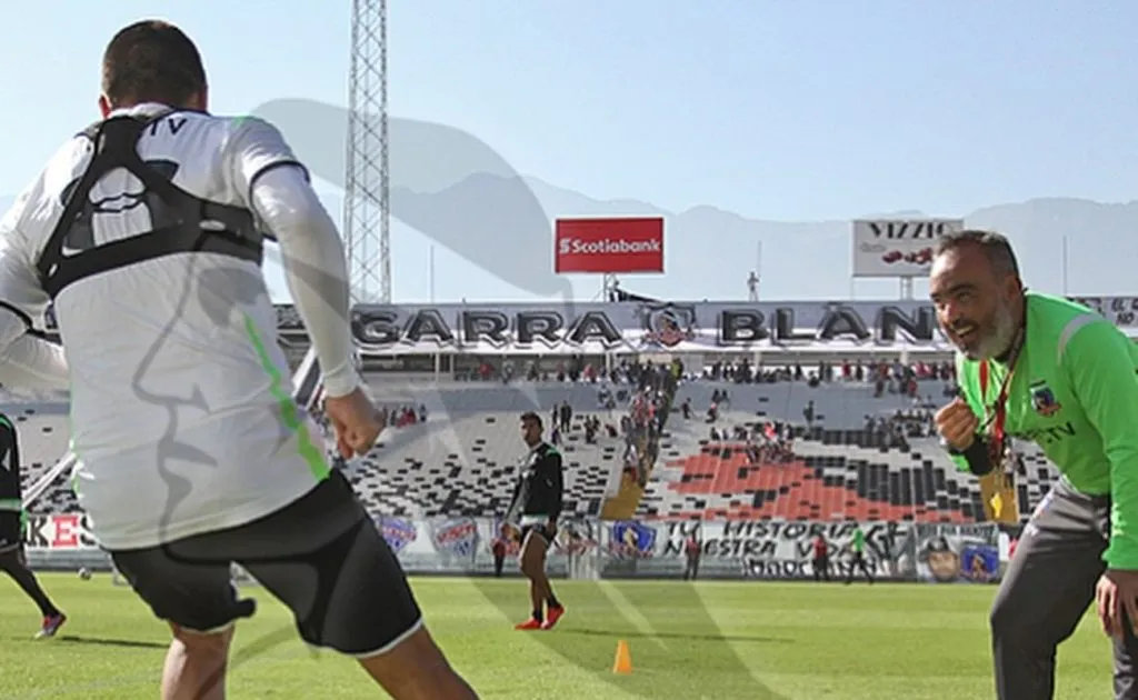 Juan Ramírez estuvo en Colo Colo con el cuerpo técnico de Héctor Tapia. (Foto: Colo Colo)