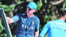 Tiago Nunes ya mueve la pizarra en la Católica.