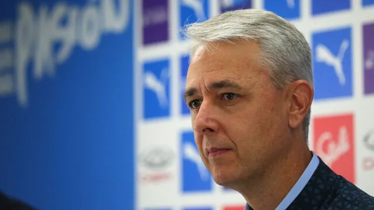 Tiago Nunes ya comienza a perfilar su equipo en la Universidad Católica