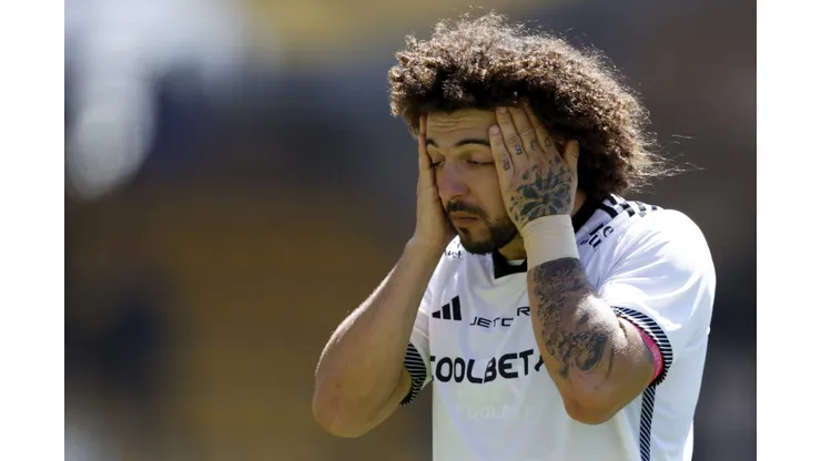 Recordado delantero de Colo Colo advirtió de dos deudas del club.