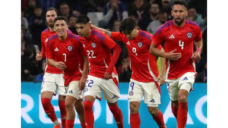 Chile aprobó en su difícil encuentro ante la poderosa Francia.