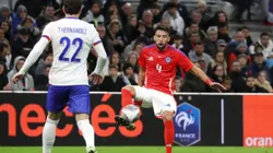 Fanáticos de Independiente están muy conformes con Mauricio Isla. (Foto: Photosport)