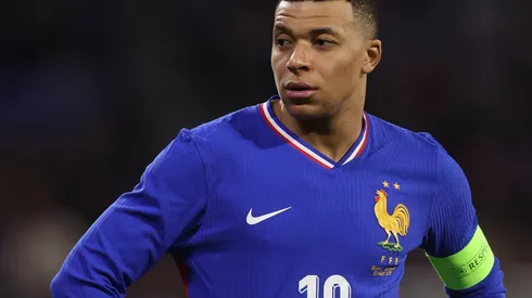 Kylian Mbappé lidera la formación de Francia para recibir a La Roja.