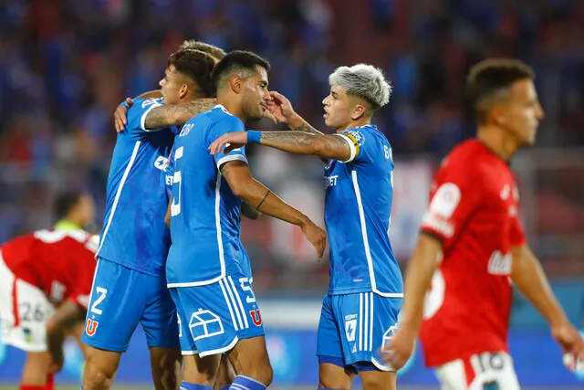 La U espera seguir con los abrazos | Foto: Photosport