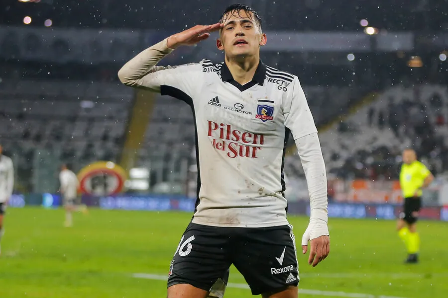 En Colo Colo se ilusionan con el nuevo Pibe Solari. | Foto: Photosport