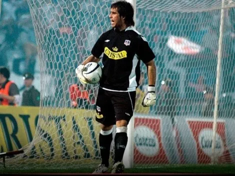Bravo atajando por Colo Colo en 2006 (Archivo)