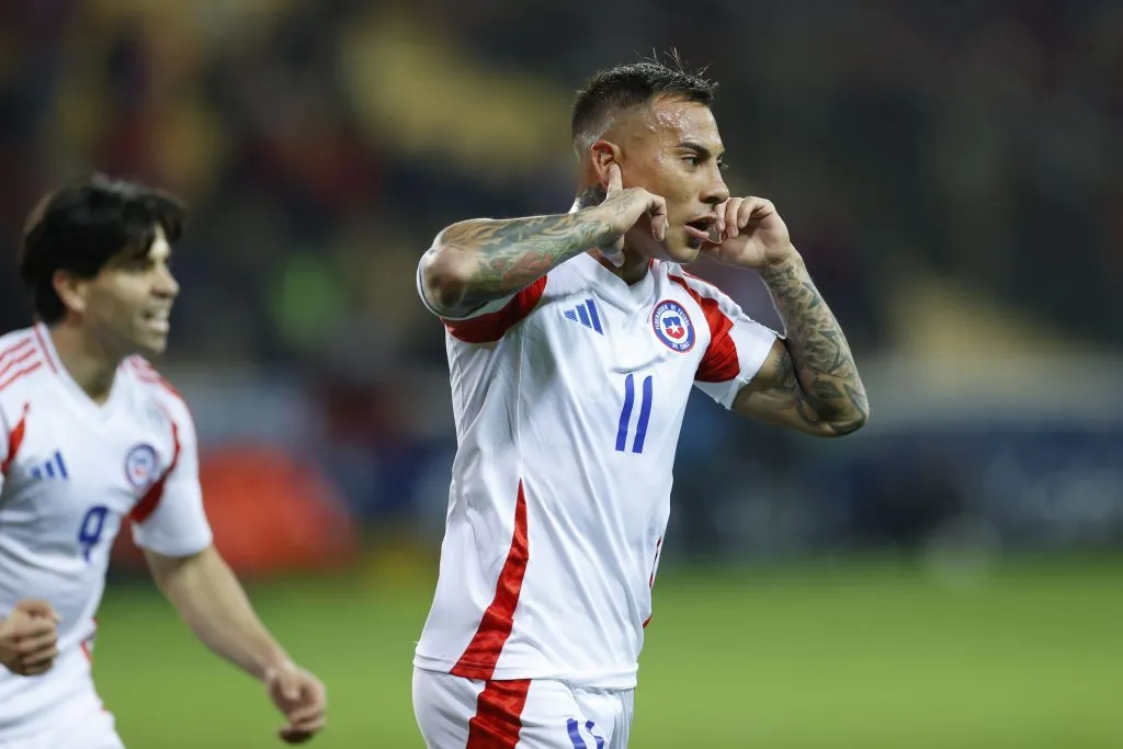 Eduardo Vargas recibió el respaldo de Iván Zamorano.