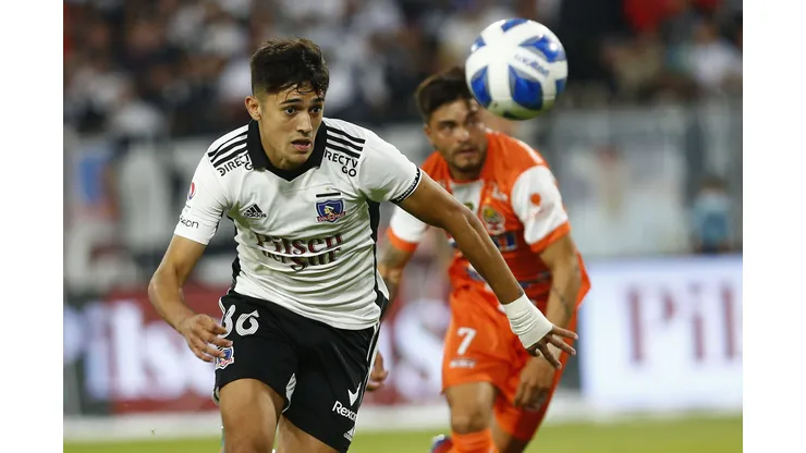 Pablo Solari reacciona a mensaje de Colo Colo. (Foto: Photosport)