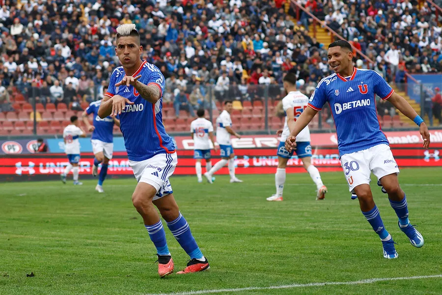 La U se dio un festín con la UC en el 2023, ¿Habrá revancha cruzada? (Photosport)
