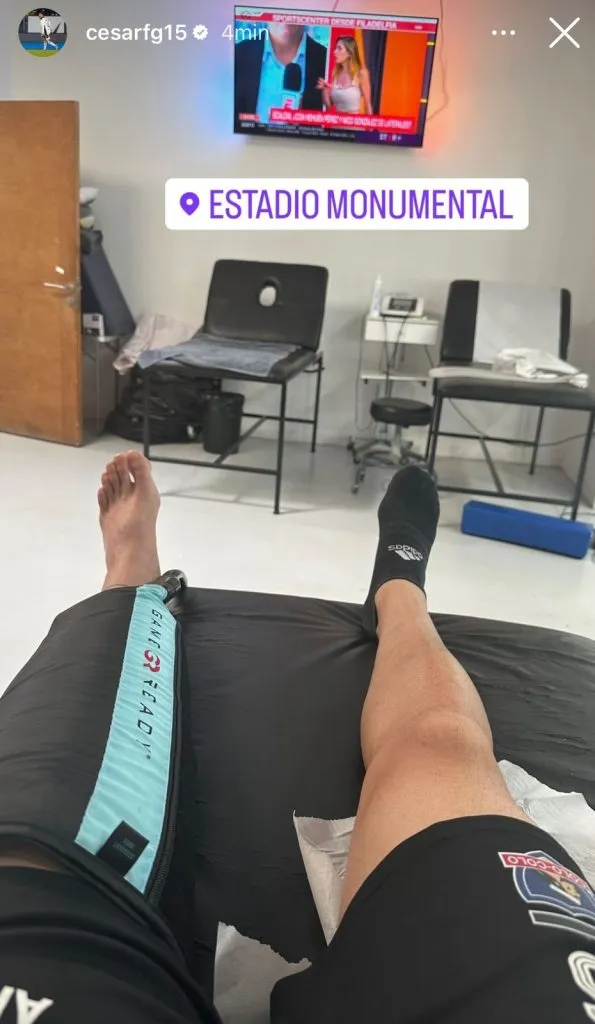 Captura de la historia de Instagram de César Fuentes iniciando su rehabilitación en el Estadio Monumental.