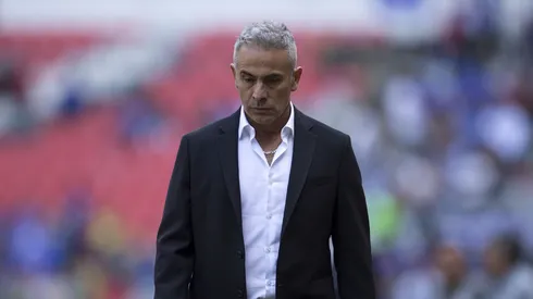 Tras su paso por el Veracruz de México, Olmos se pondrá el buzo de DT.