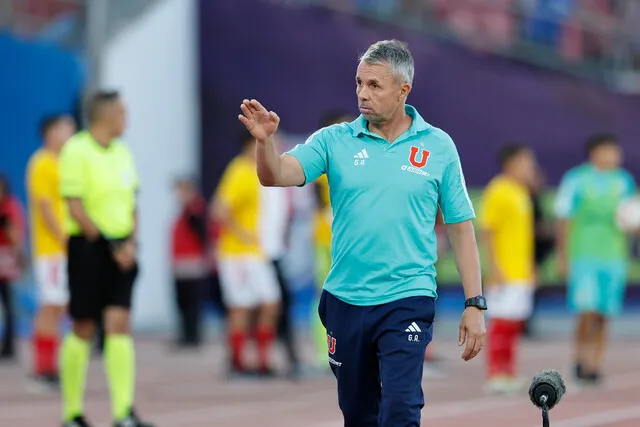 Rivarola glorifica el trabajo de Álvarez en la U | Foto: Photosport