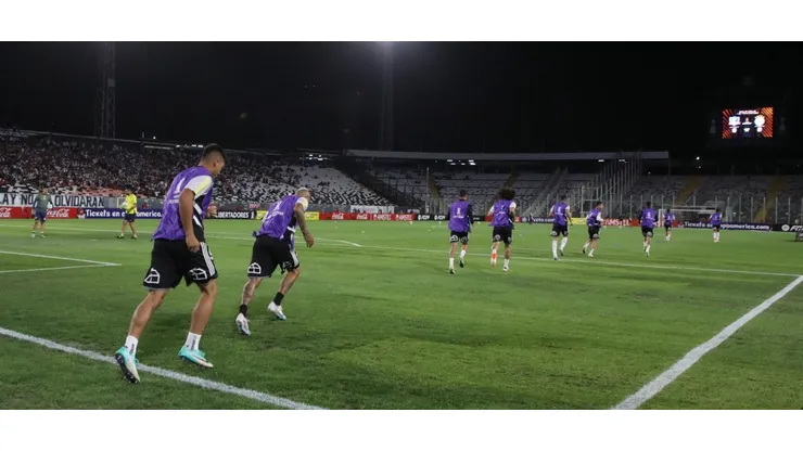 En Colo Colo se resisten a dejar el Monumental en la Libertadores.