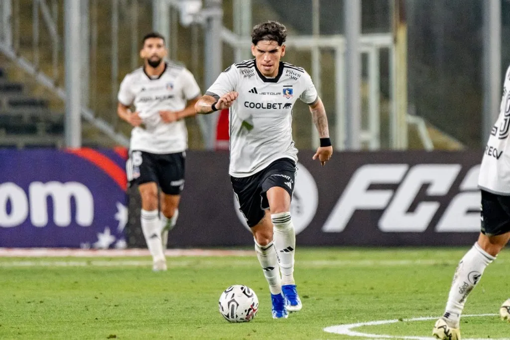 En Brasil indican que Carlos Palacios es la principal figura de Colo Colo para la Copa Libertadores 2024. (Foto: Guillermo Salazar)