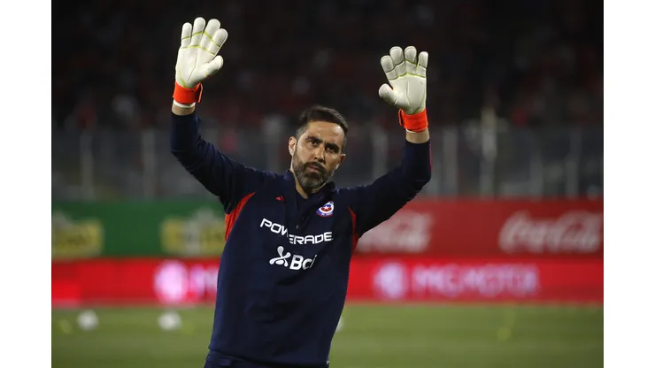 Claudio Bravo vuelve a ser el capitán de La Roja.