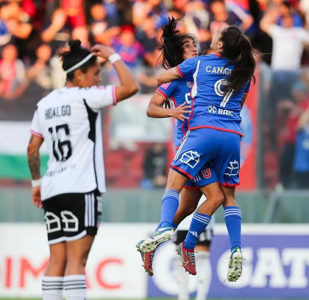 En Santa Laura fue local la U ante Colo Colo la vez pasada en el certamen femenino (Prensa UCH)