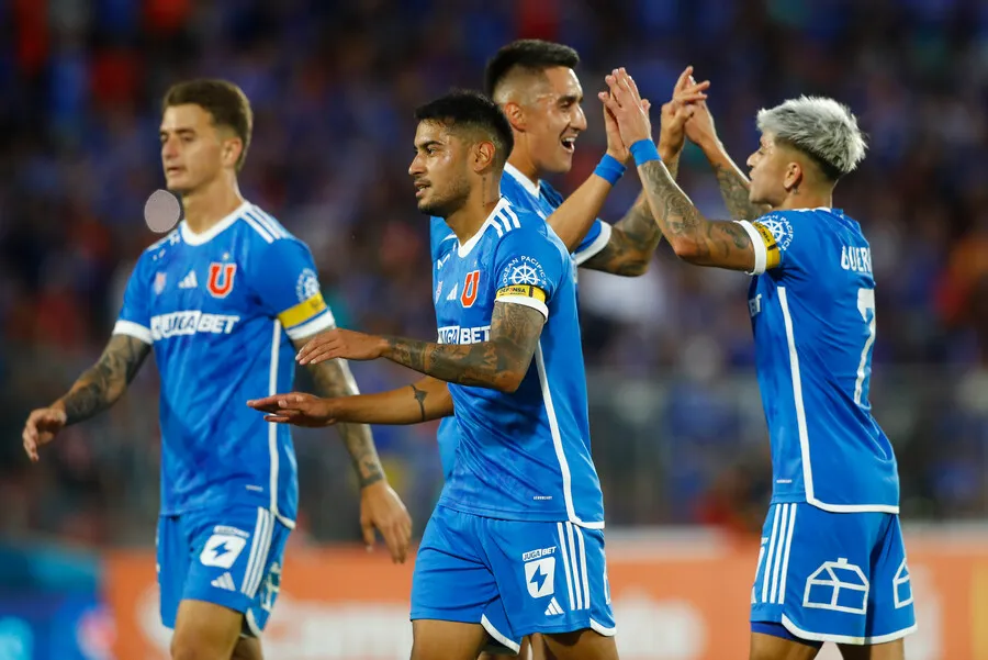 Emma Ojeda es titular indiscutido con Gustavo Álvarez (Photosport)