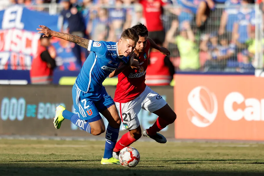 Calderón fue un alto valor en triunfo azul. | Foto: Photosport
