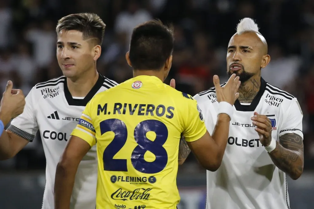Arturo Vidal y Guillermo Paiva son bajas para el partido de Colo Colo ante Coquimbo Unido. (Foto: Photosport)